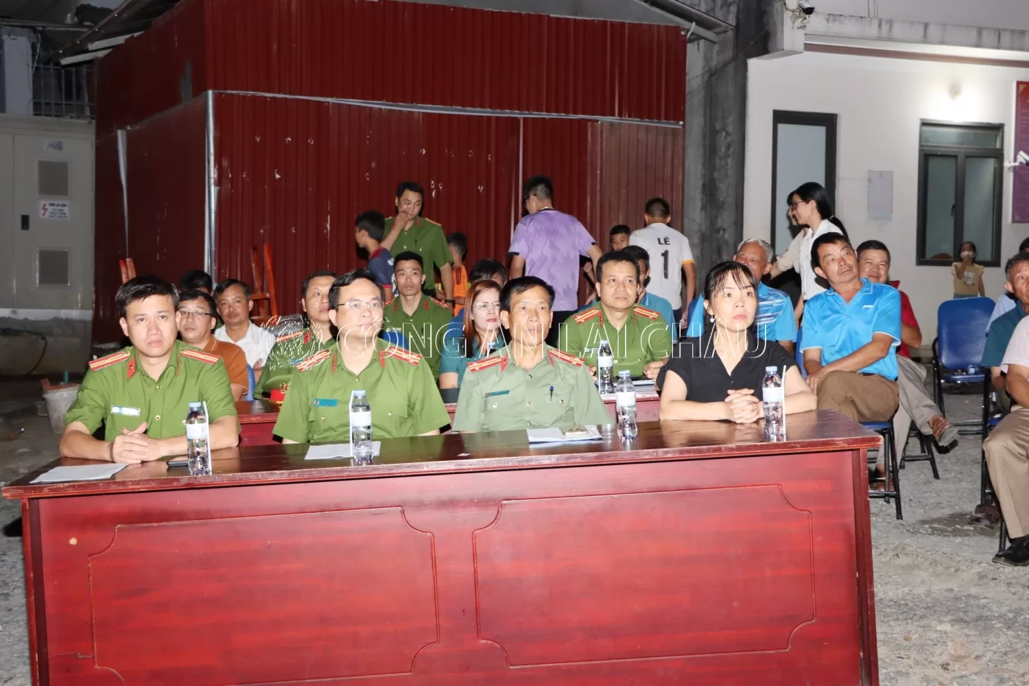 Lãnh đạo Công an thành phố, lãnh đạo các phòng chức năng Công an tỉnh dự thực tập