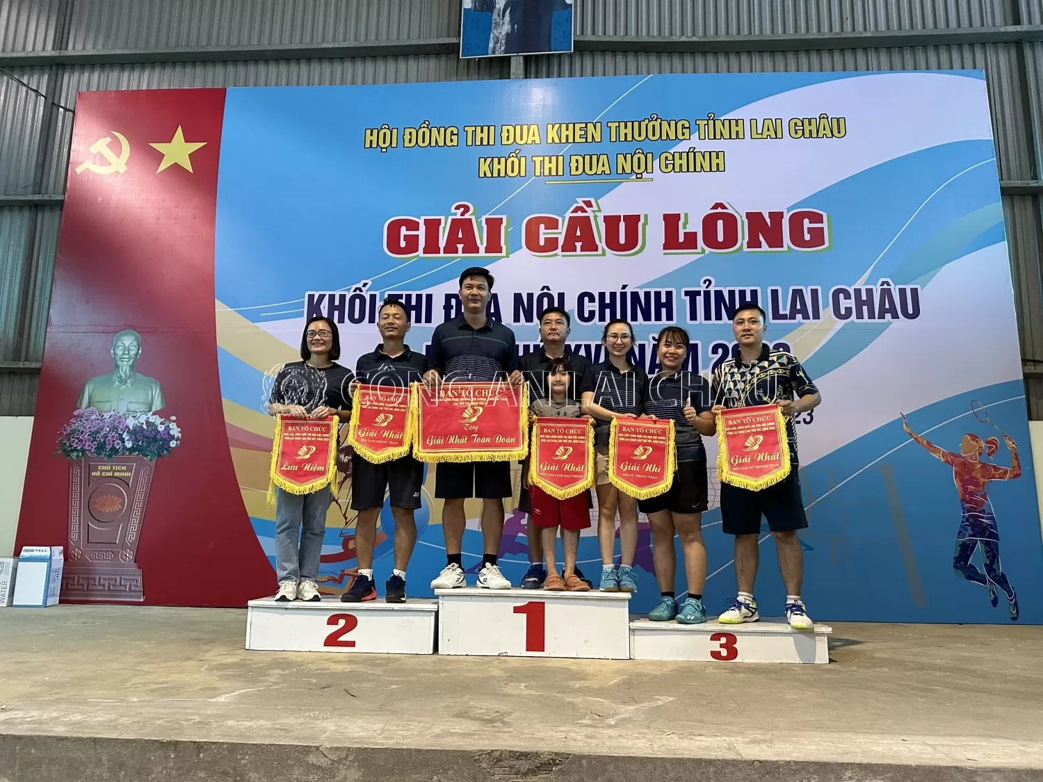 Công an tỉnh giành giải nhất toàn đoàn giải cầu lông khối thi đua nội chính