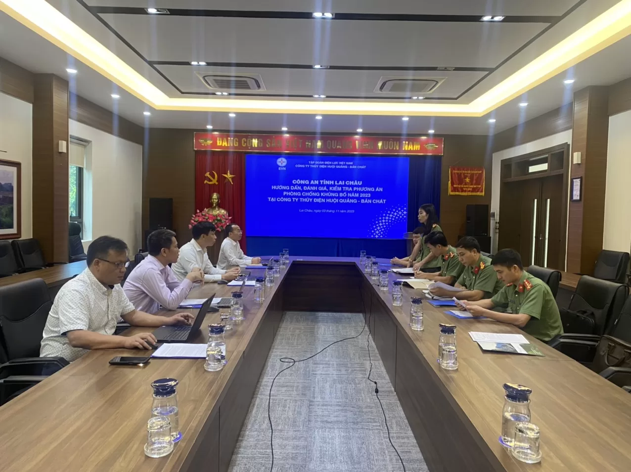 Buổi làm việc với Công ty thủy điện Huội Quảng – Bản Chát
