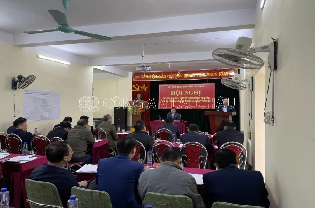 Đồng chí Lê Văn Lương, Chủ tịch UBND tỉnh chủ trì Hội nghị