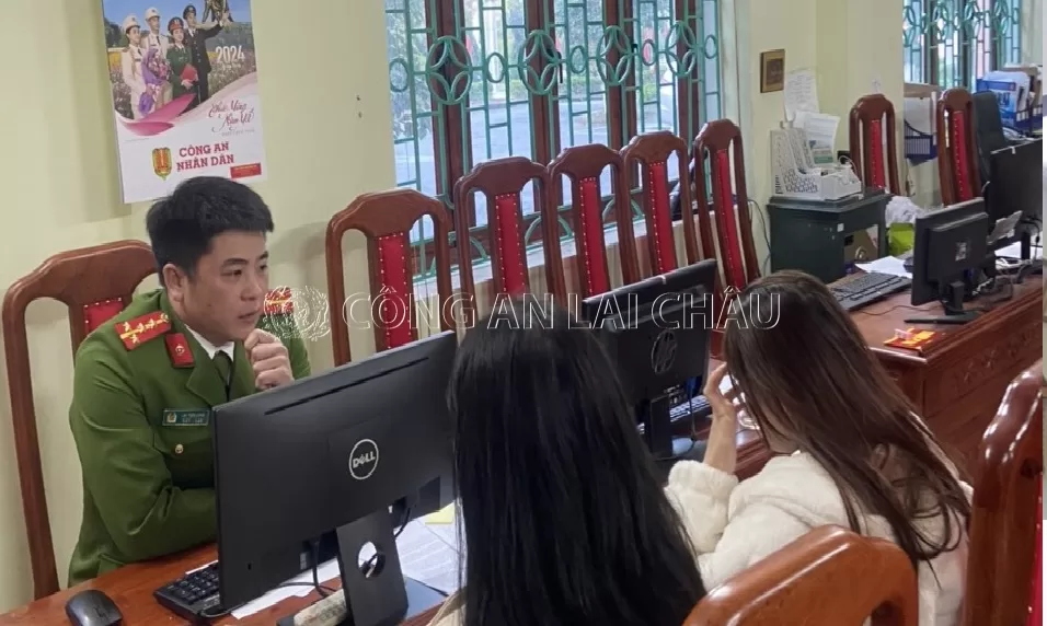 Ngày 30/12/2023, Phòng Cảnh sát hình sự, Công an tỉnh Lai Châu phối hợp với các đơn vị chức năng tiến hành xác minh, tiếp nhận 02 trường trở về từ Myanmar