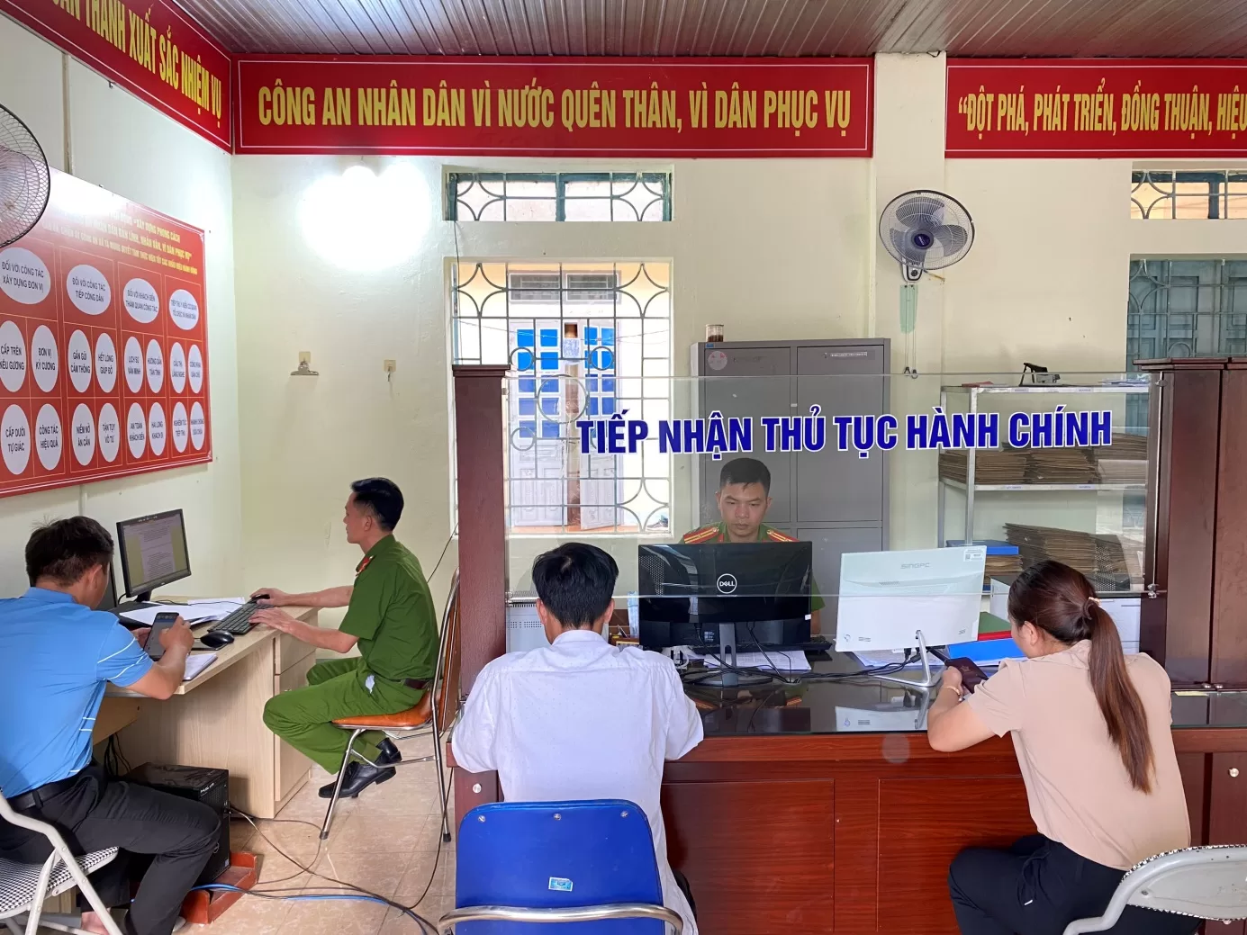 Niềm tin lớn của Nhân dân về Công an xã Tà Mung