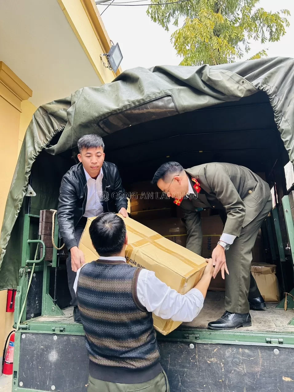 Công tác chuẩn bị cấp, phát quân tư trang cho tân binh nhập ngũ