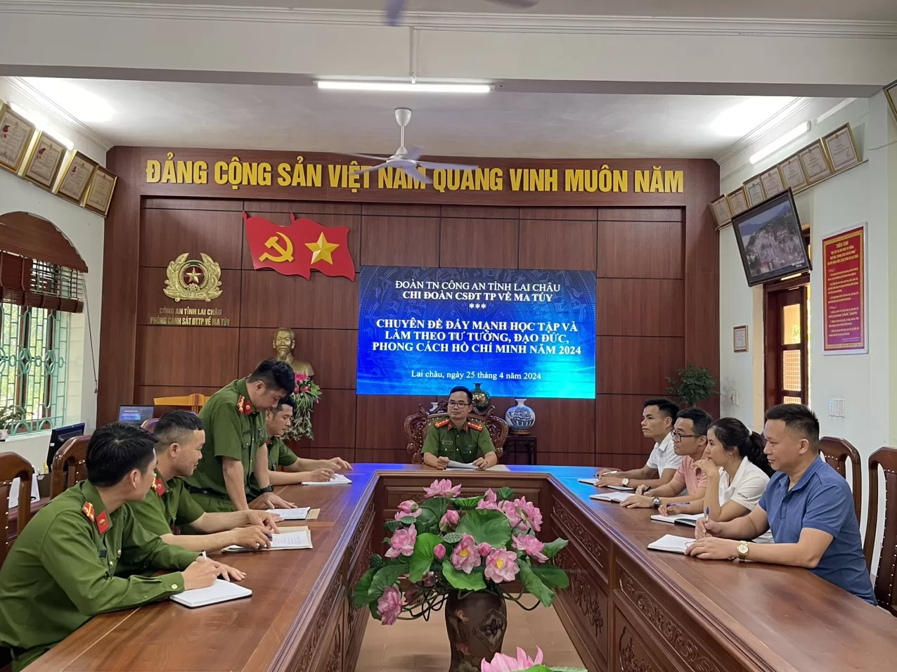 Chi đoàn Phòng Cảnh sát ĐTTP về ma túy tổ chức tuyên truyền, quán triệt cho đoàn viên chi đoàn