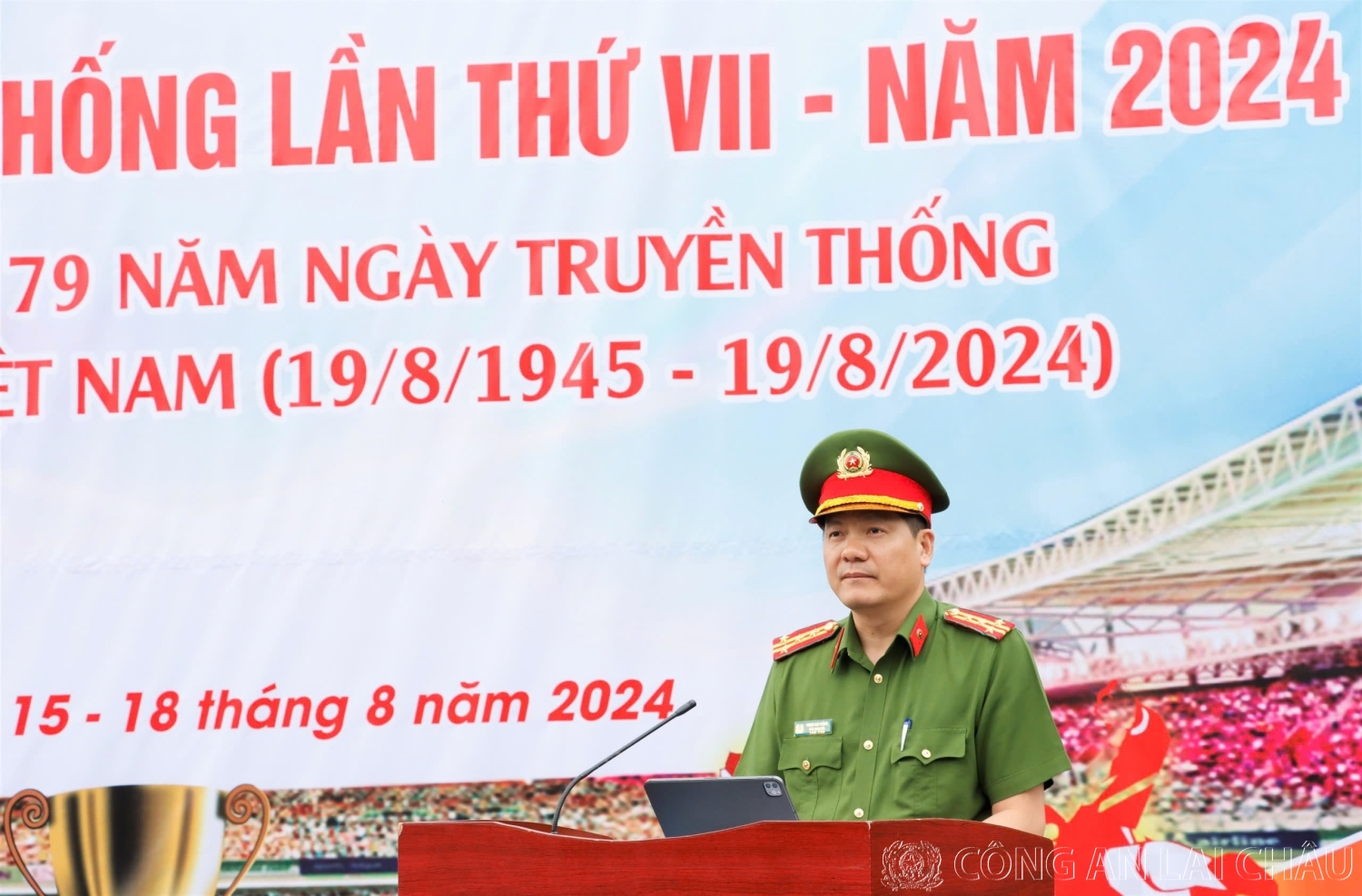 Đại tá Phạm Hải Đăng - Phó Giám đốc Công an tỉnh phát biểu tại Khai mạc