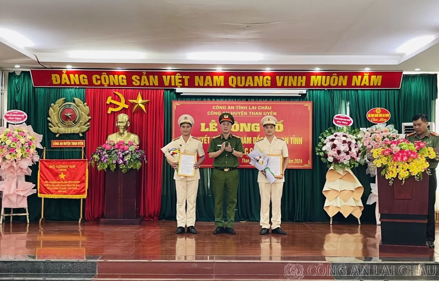 Công an huyện Than Uyên công bố Quyết định của Giám đốc Công an tỉnh về công tác cán bộ