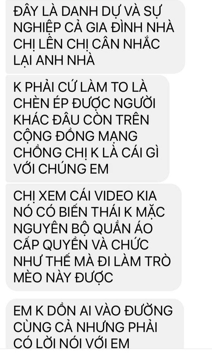 Ảnh: Các đối tượng nhắn tin cho người thân bị hại để đe dọa