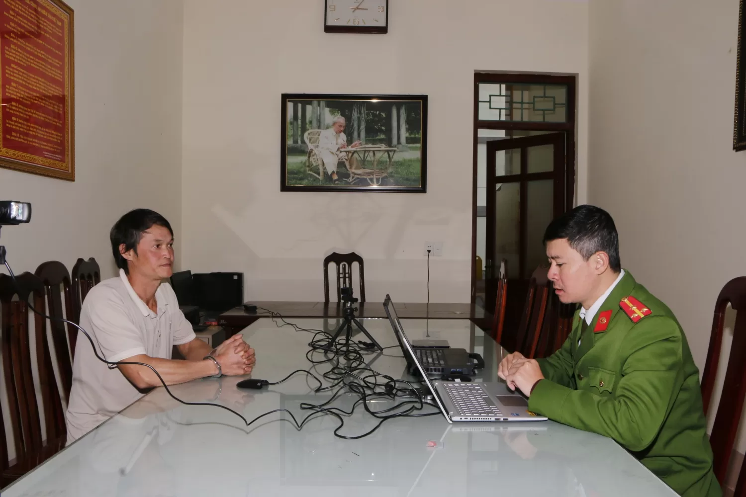 Đối tượng Lò Văn Thuấn tại cơ quan điều tra