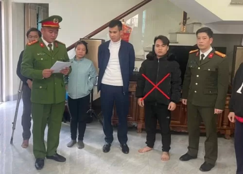 Khởi tố đối tượng dùng thủ đoạn “hỗ trợ lấy lại tiền bị lừa đảo” để chiếm đoạt tài sản