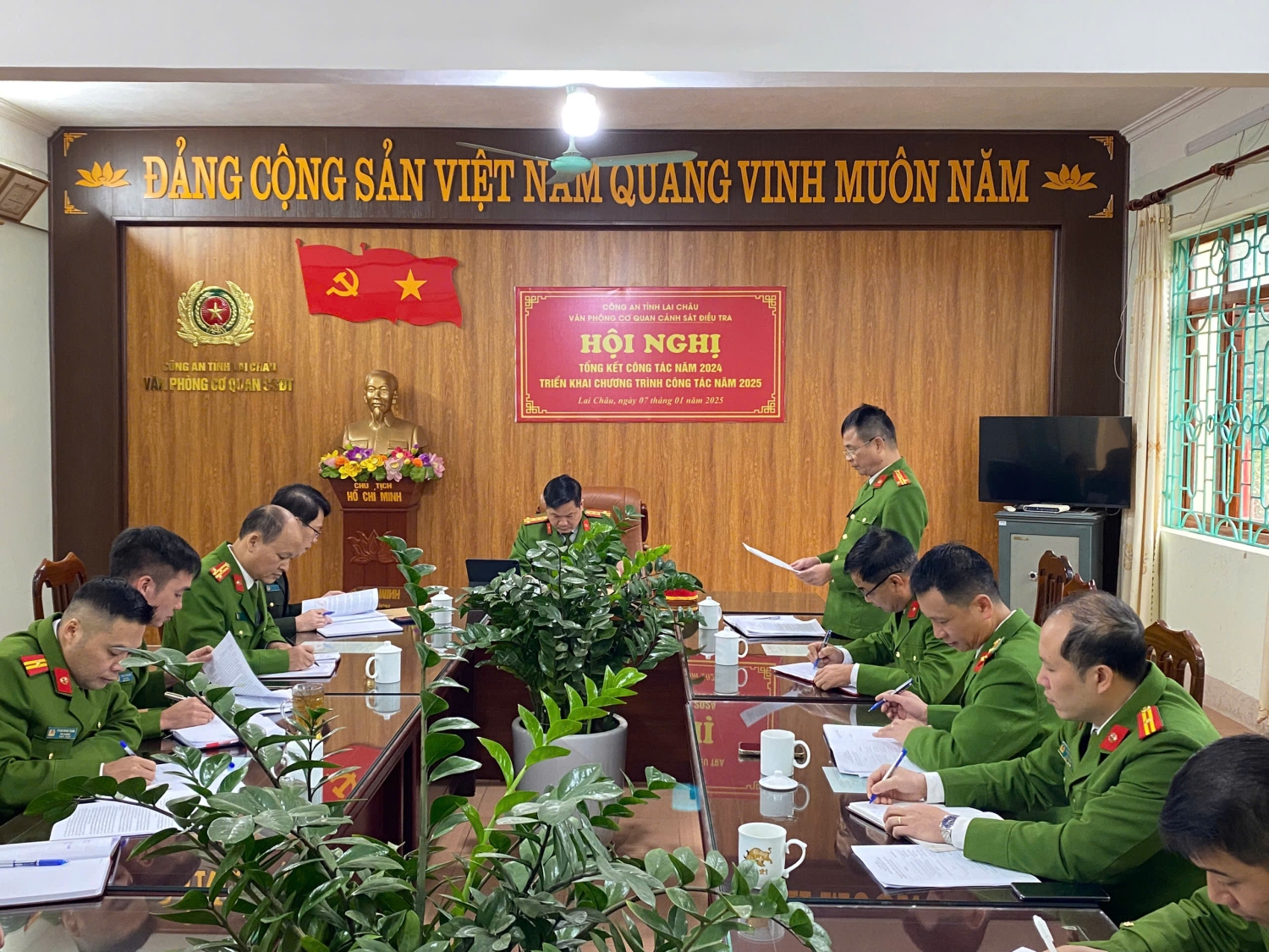 Văn phòng Cơ quan Cảnh sát điều tra Công an tỉnh Lai Châu tổ chức Hội nghị Tổng kết công tác năm 2024; triển khai chương trình công tác năm 2025