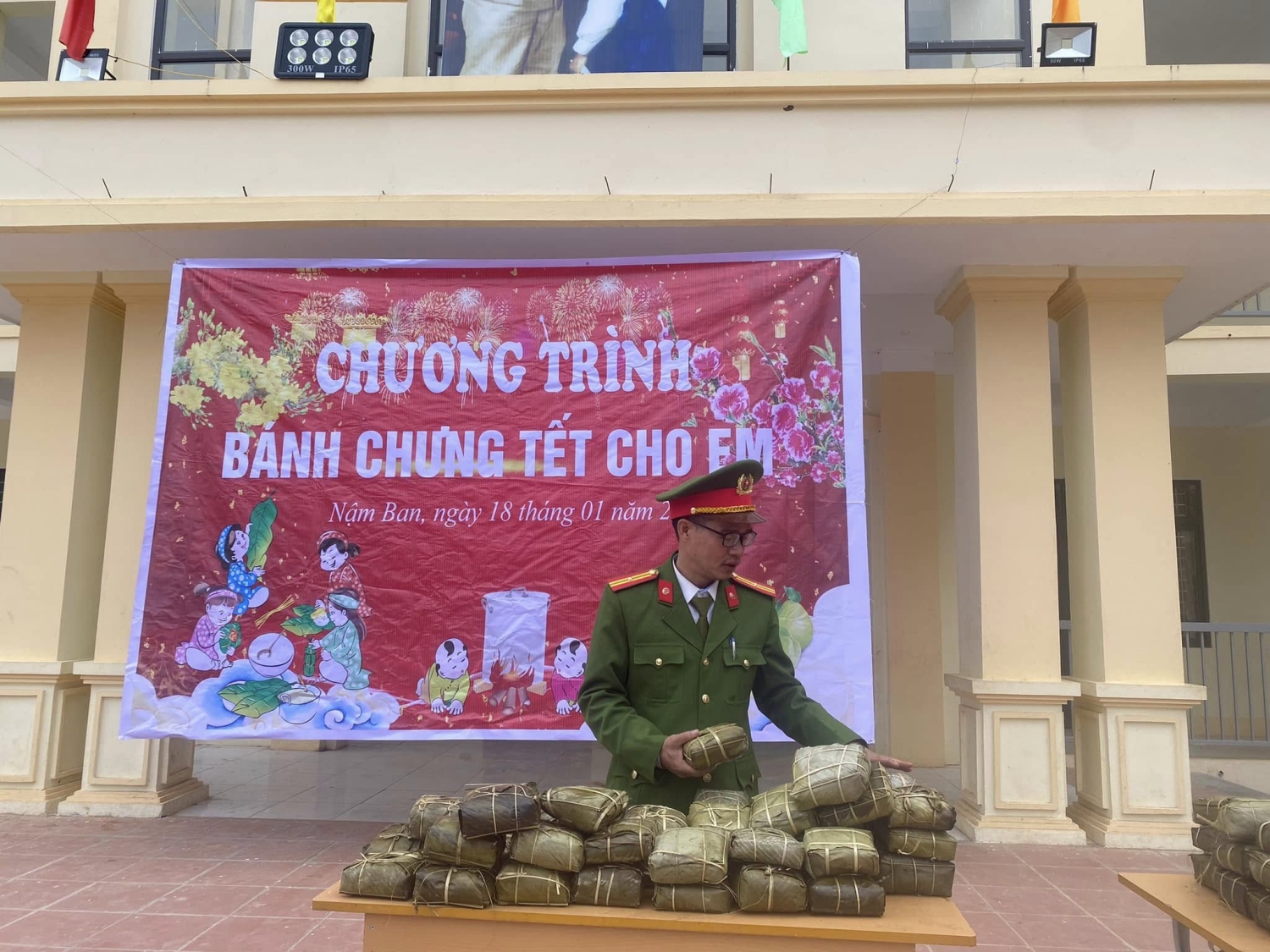 Bánh Chưng tết cho em