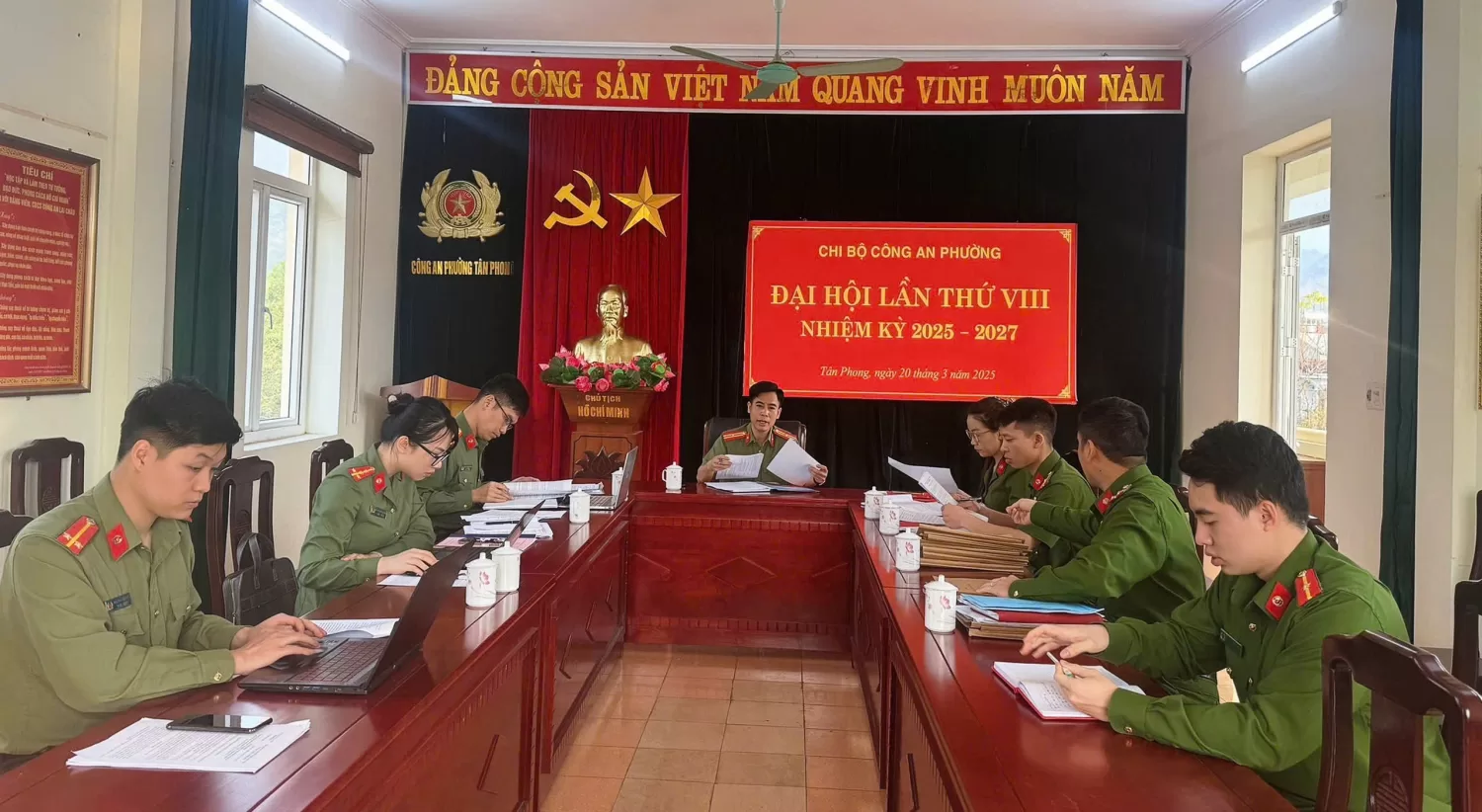 Ảnh: Quang cảnh tại hội nghị
