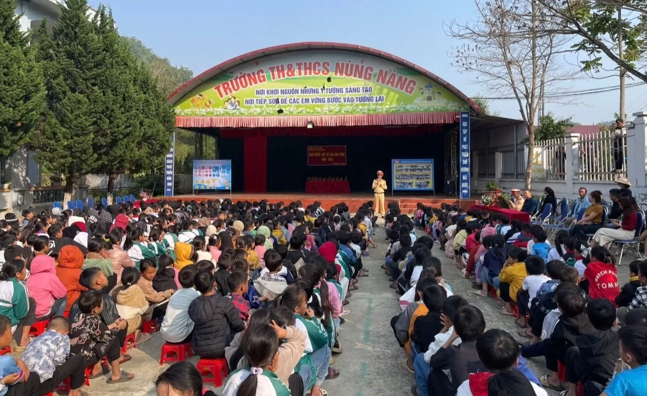 Quang cảnh buổi tuyên truyền