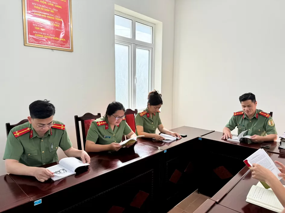 Tuổi trẻ Phòng Quản lý Xuất nhập cảnh lan tỏa văn hóa đọc trong kỷ nguyên số