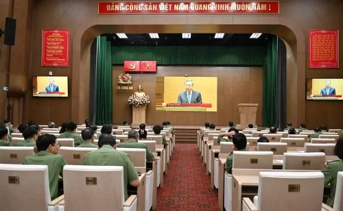 Hội nghị toàn quốc quán triệt, triển khai thực hiện các Nghị quyết của Bộ Chính trị