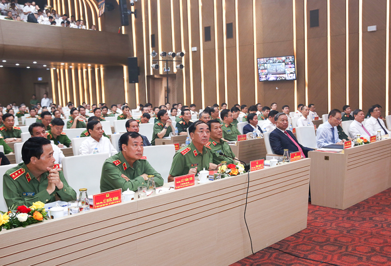 toàn cảnh hội nghị 1