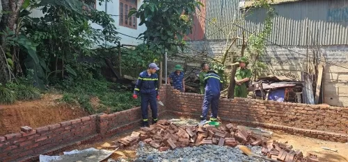 Phòng Cảnh sát PCCC và CNCH tổ chức trao nhà cho các hộ dân tại xã Tà Tổng và xã Can Hồ, huyện Mường Tè