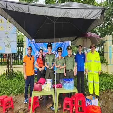 Tuổi trẻ lực lượng xuất nhập cảnh xung kích “Tiếp sức mùa thi” năm 2025