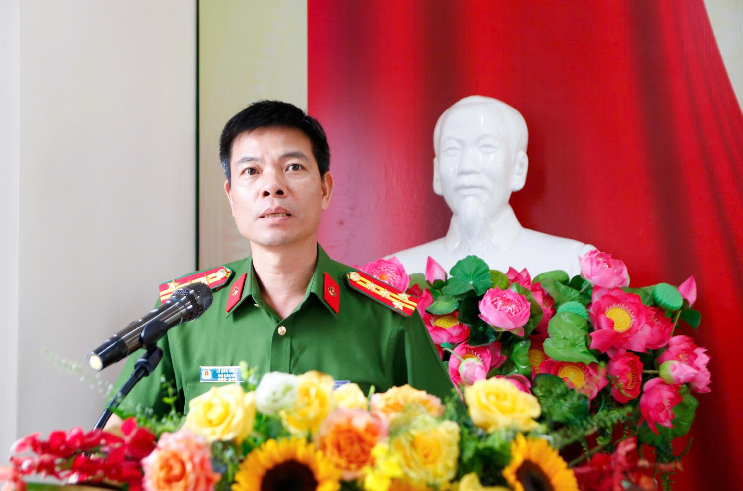 Đại tá Lê Anh Hưng – Phó Giám đốc Công an tỉnh phát biểu chỉ đạo lớp tập huấn