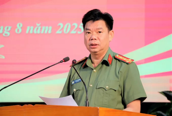 Đại tá Tao Văn Trường - Phó giám đốc Công an tỉnh phát biểu chỉ đạo tại Hội nghị