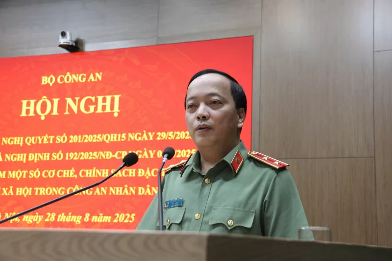Thứ trưởng Đặng Hồng Đức phát biểu chỉ đạo tại hội nghị