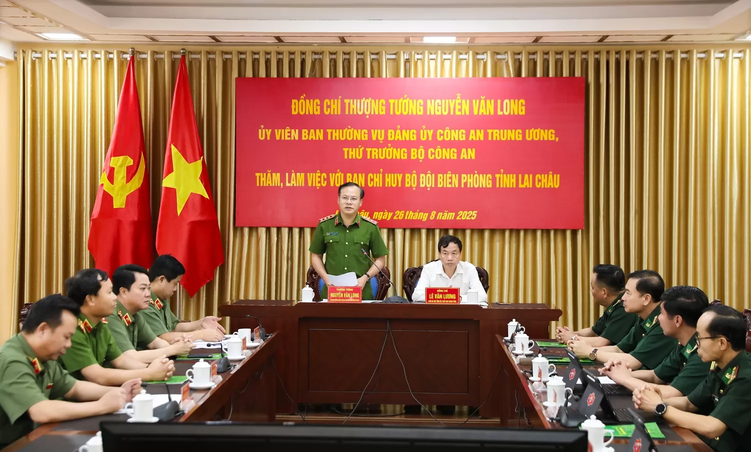 Thứ trưởng Nguyễn Văn Long thăm Ban Chỉ huy Bộ đội Biên phòng tỉnh Lai Châu