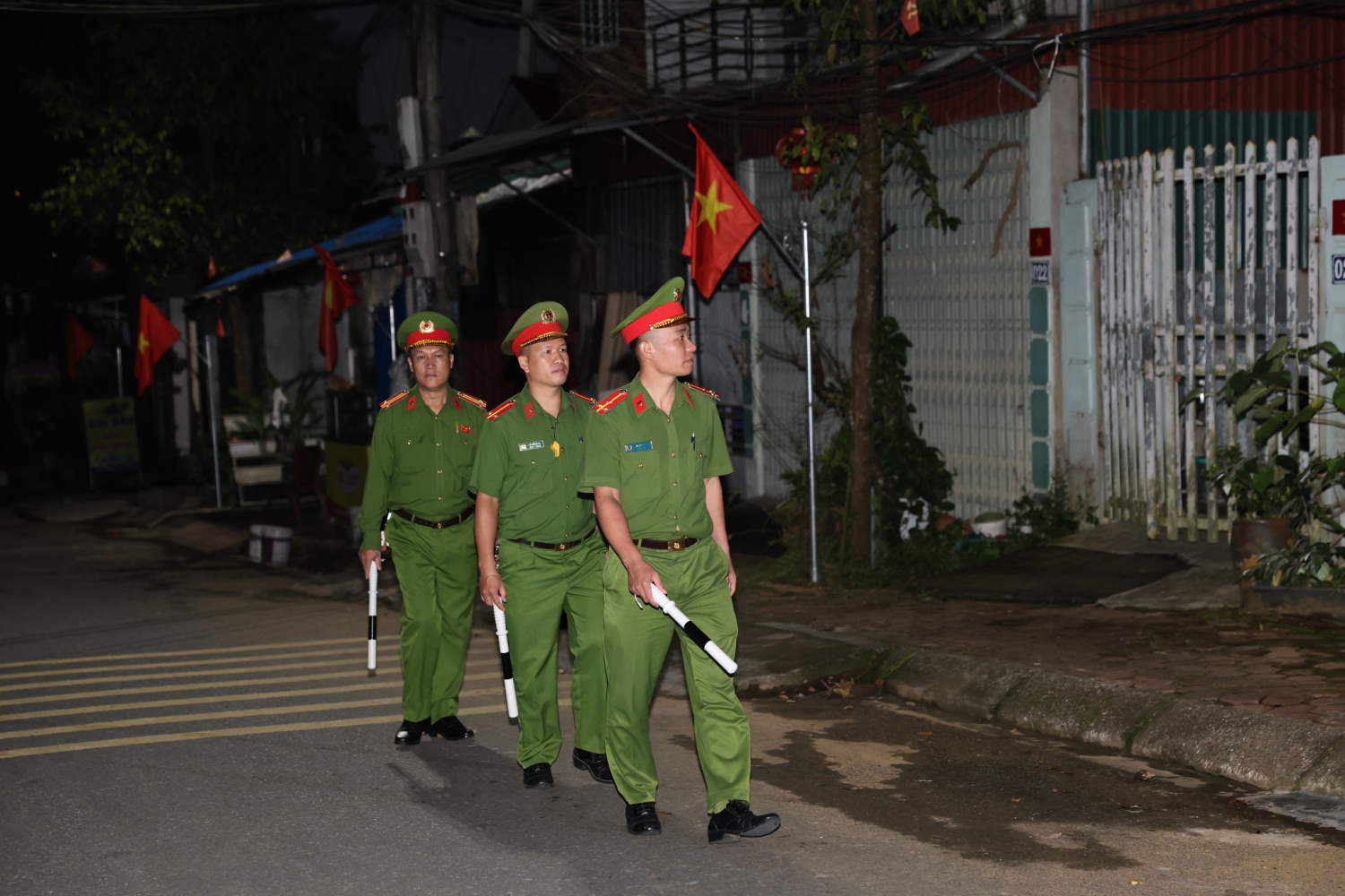Cong an phuong tuan tra