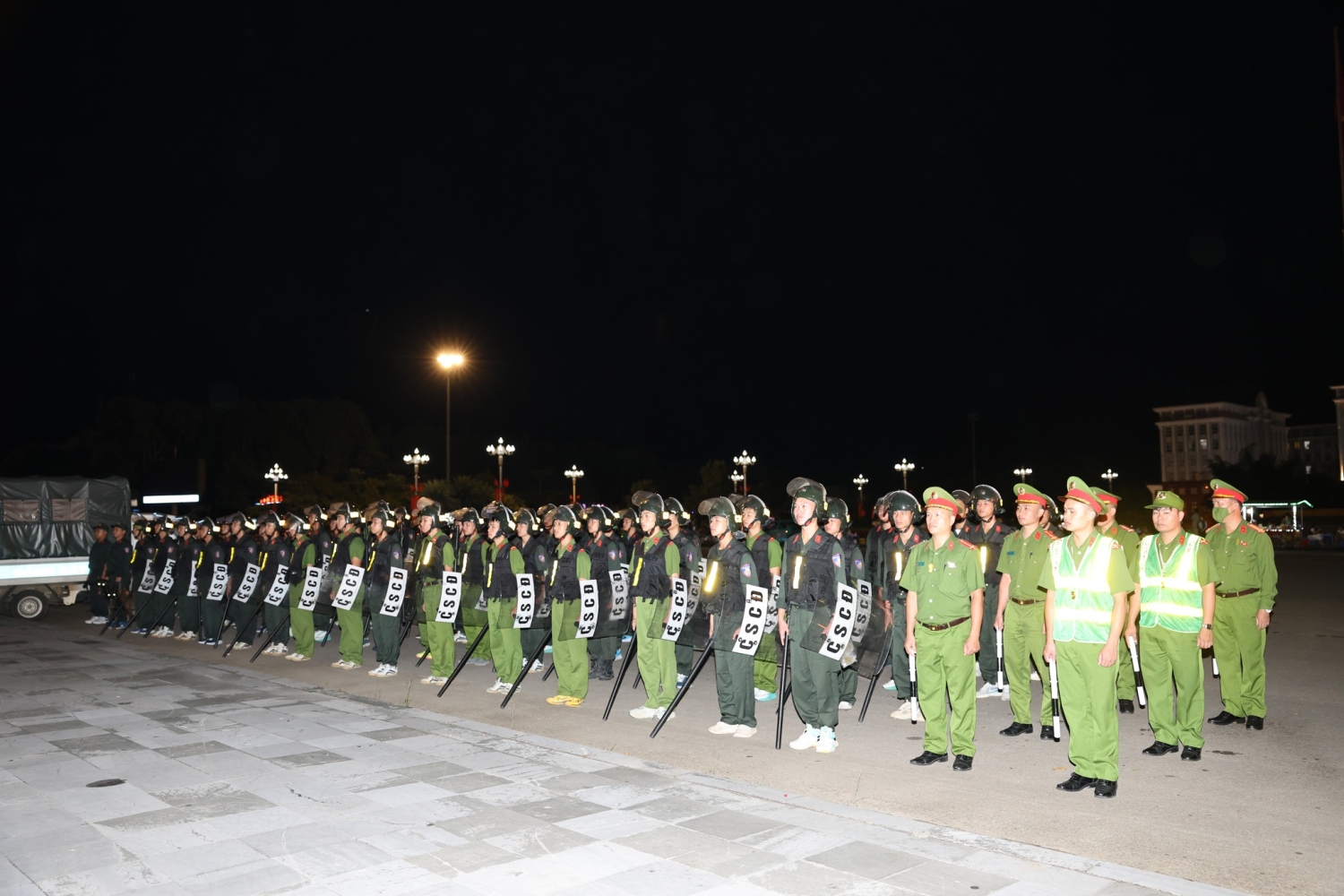 Cong an tuan tra