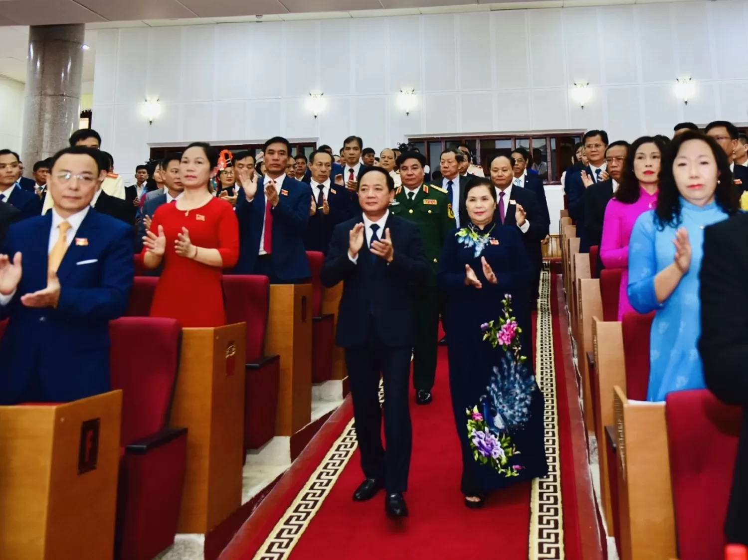 Đại tướng Trịnh Văn Quyết Bí thư Trung ương Đảng, Ủy viên Thường vụ Quân ủy Trung ương, Chủ nhiệm Tổng cục Chính trị Quân đội nhân dân Việt Nam dự Đại hội Đảng bộ tỉnh Lai Châu lần thứ XV
