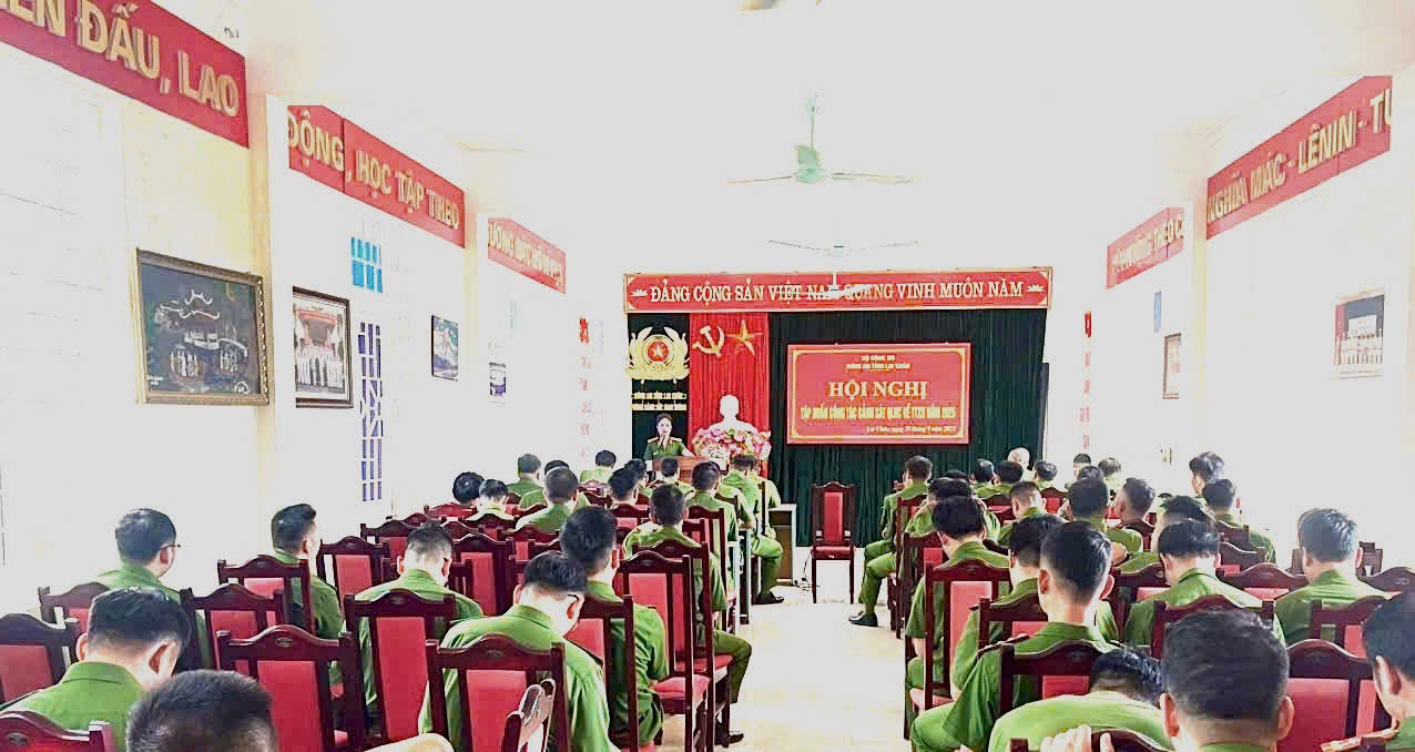 Tập huấn công tác Cảnh sát QLHC về TTXH