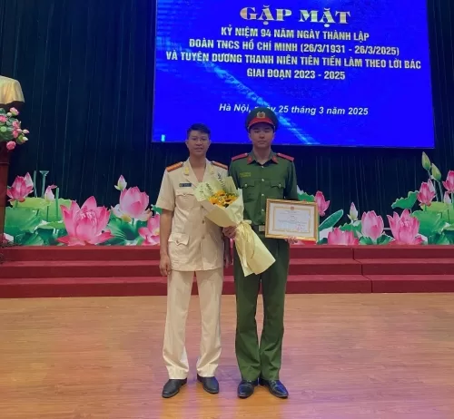 Sinh viên Công an tỉnh Lai Châu cử đi học tham gia sự kiện Lễ Kỷ niệm 80 năm ngày Quốc khánh