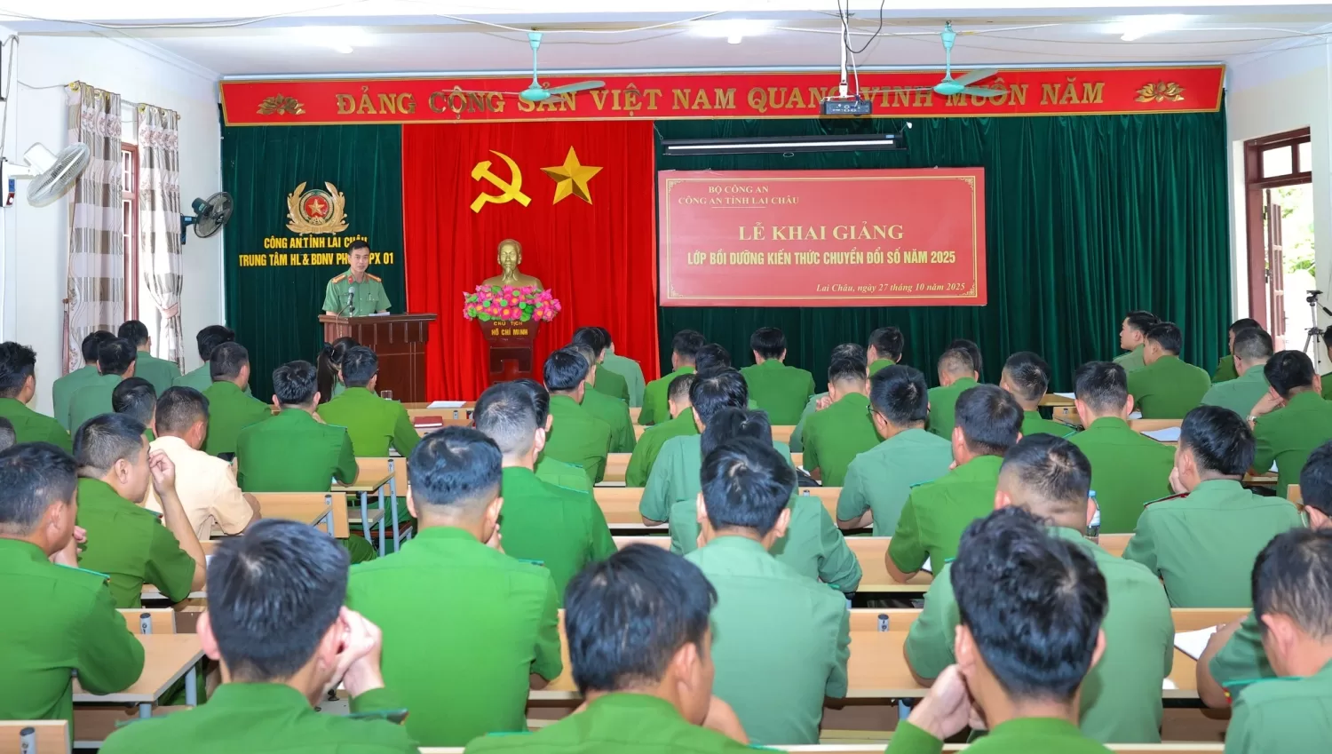 Toàn cảnh hội Lễ Khai giảng