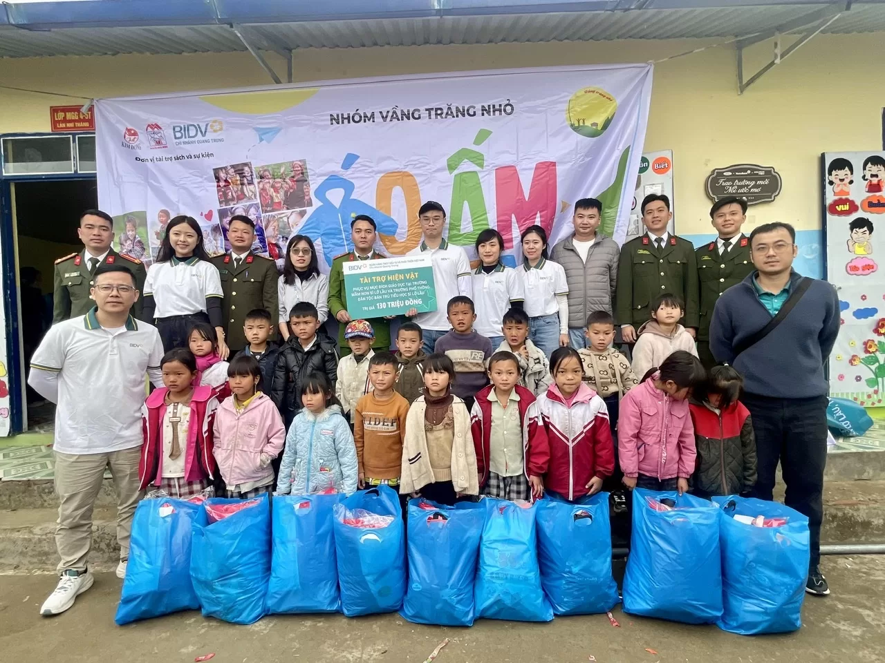 Lực lượng an ninh đối ngoại hướng về cơ sở, đồng hành cùng nhân dân biên cương Tổ quốc