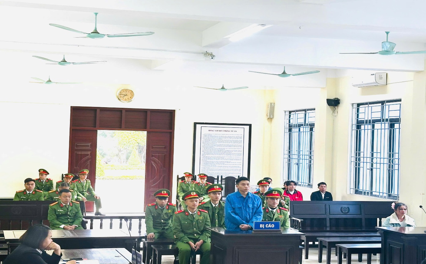 Bị cáo Vàng A Lâu tại phiên tòa xét xử