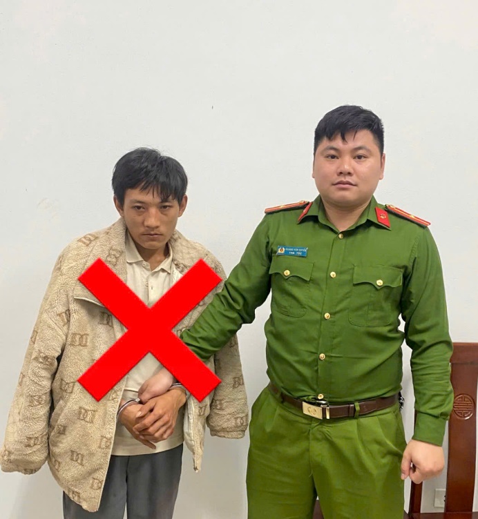 Đối tượng Giàng Ló Đư.