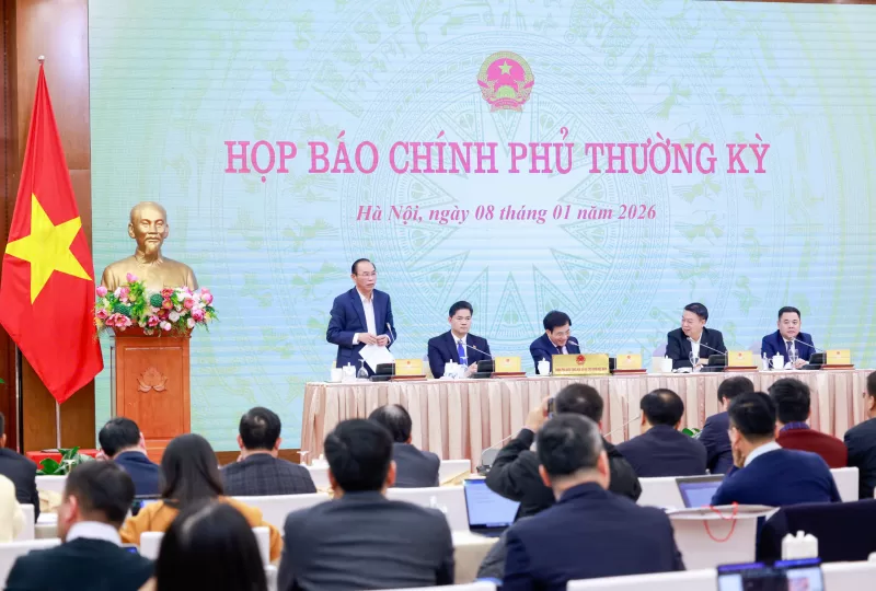 Thứ trưởng Bộ NN&MT Phùng Đức Tiến thông tin về tiến độ Chiến dịch Quang Trung tại họp báo Chính phủ