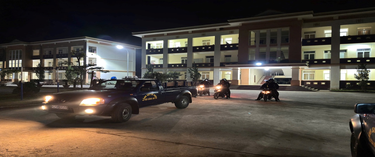 CBCS Cảnh sát cơ động ra quân TTKS bảo đảm ANTT