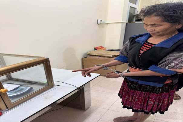 Giàng Thị Dinh- Mua bán Trái phép chất ma túy