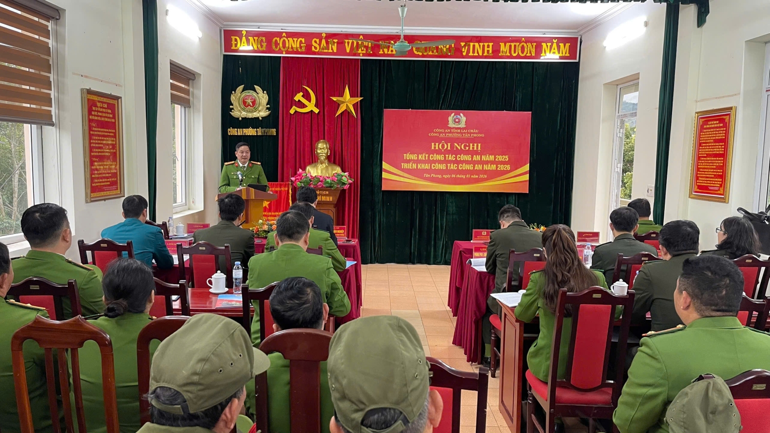 Đại tá Phạm Hải Đăng - Phó Giám đốc Công an tỉnh phát biểu chỉ đạo tại Hội nghị