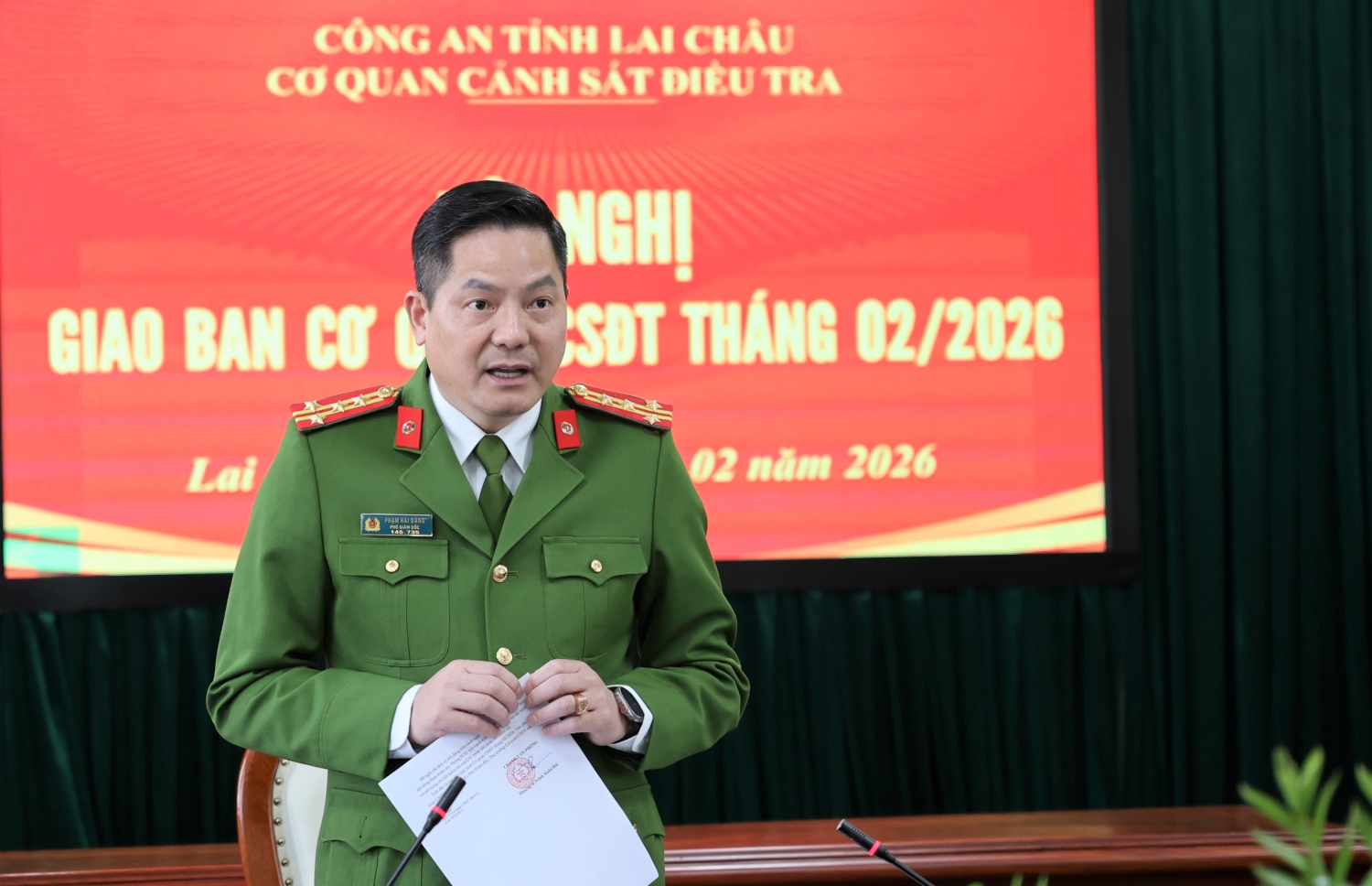 Đại tá Phạm Hải Đăng – Phó Giám đốc, Thủ trưởng Cơ quan CSĐT Công an tỉnh phát biểu chỉ đạo tại hội nghị.