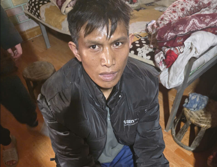 Chân dung dối tượng Chẻo A Phống