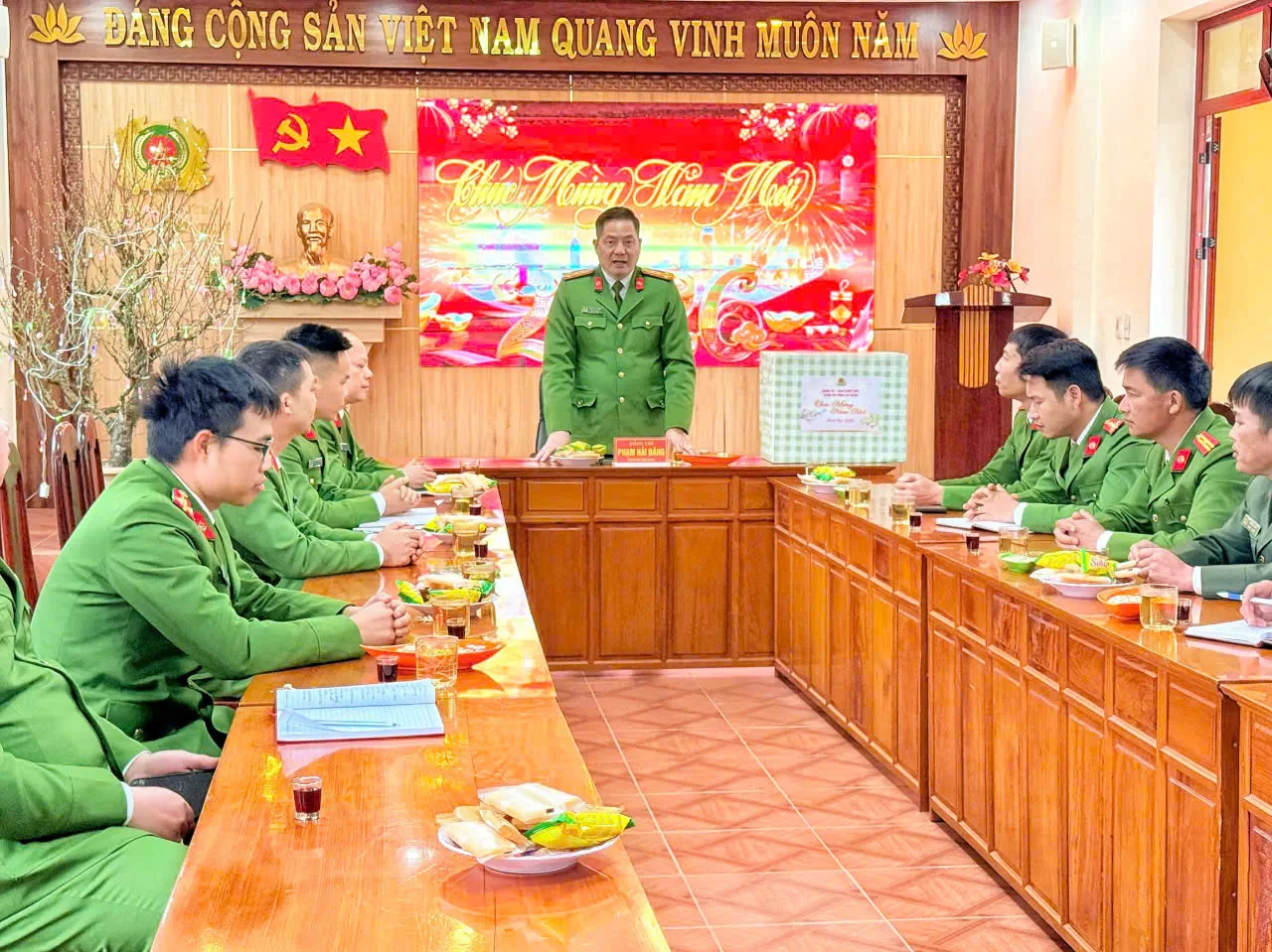 Toàn cảnh buổi làm việc