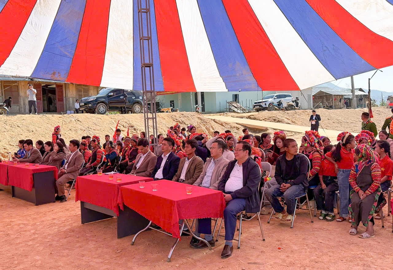 Toàn cảnh đón Tết Nguyên đán Bính Ngọ năm 2026 tại bản Chà Dì.