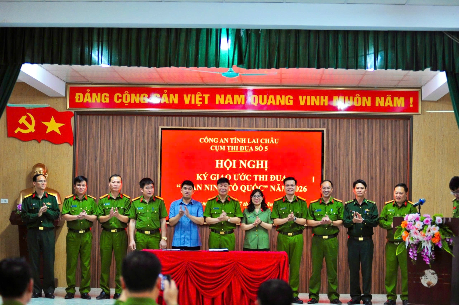 Công an các xã Cụm thi đua số 5 thống nhất các nội dung ký giao ước thi đua năm 2026