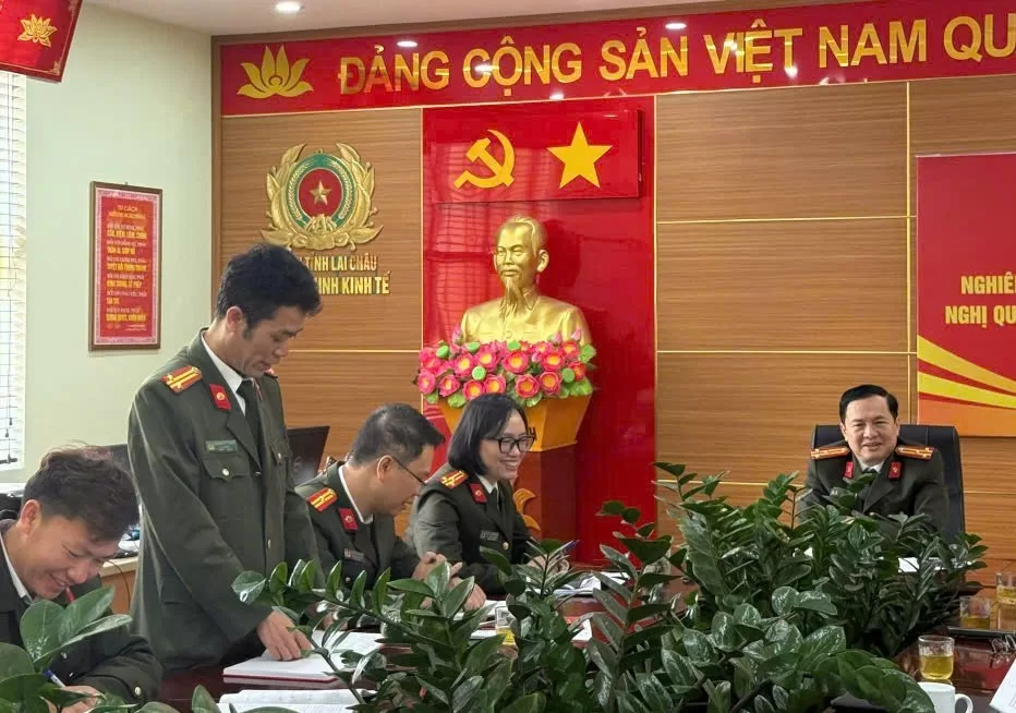 Chi đoàn Công an xã Khun Há phối hợp tổ chức hoạt động trồng cây kỷ niệm 95 năm ngày thành lập đoàn