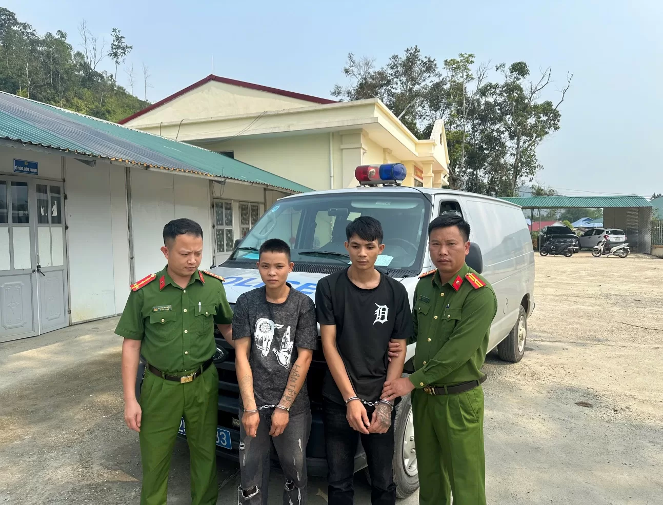 Công an xã Mường Khoa khởi tố về hành vi sử dụng trái phép chất ma túy với đối tượng nghiện ma túy