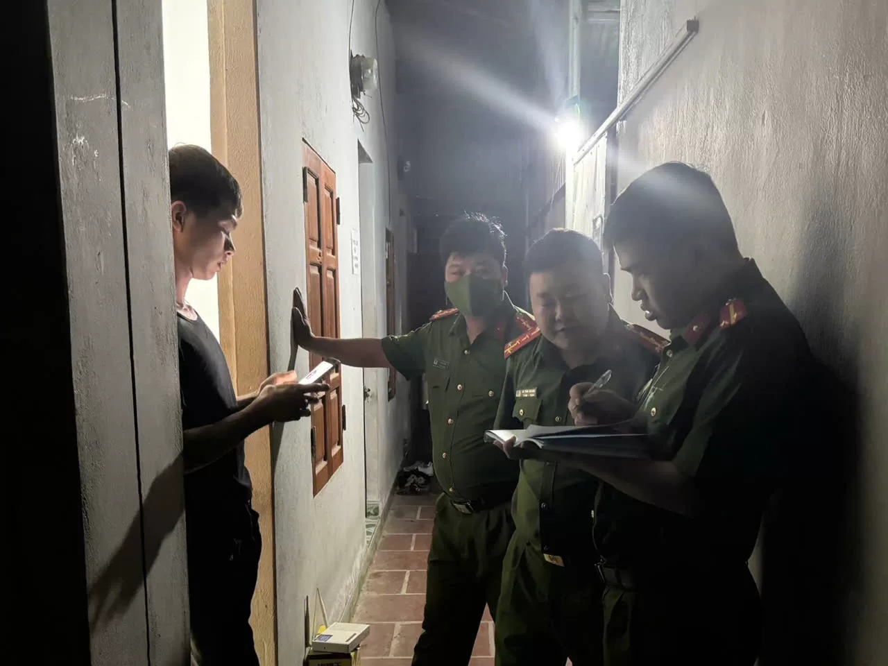 CBCS thực hiện công tác kiểm tra công tác cư trú