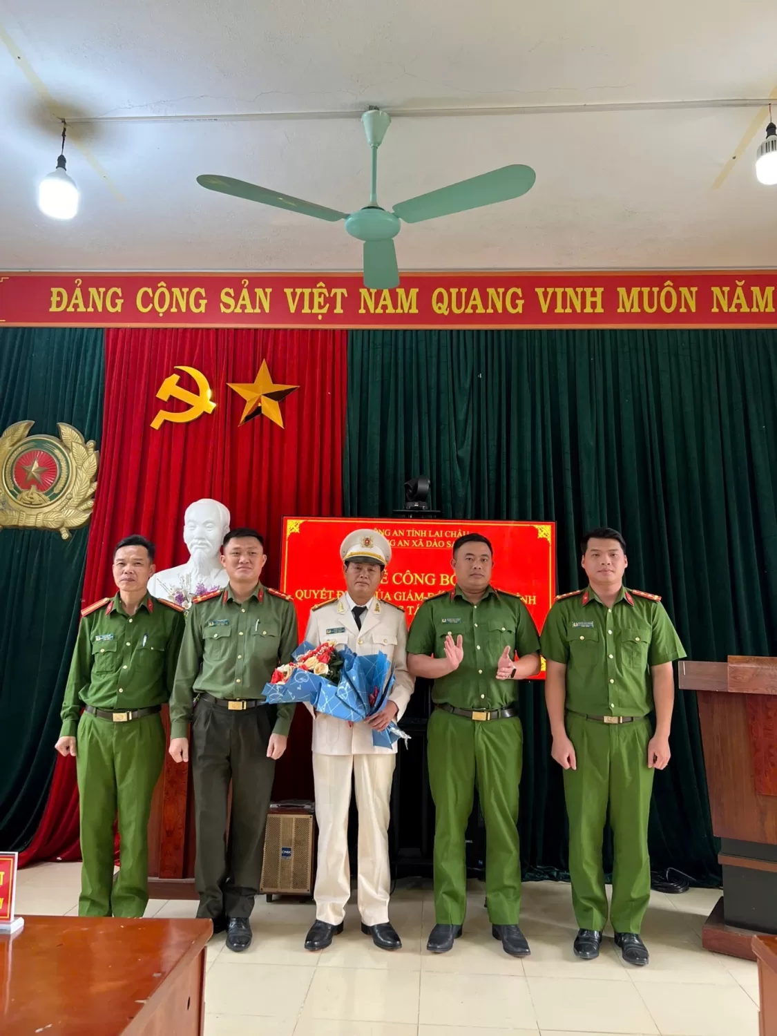 Quang cảnh hội nghị