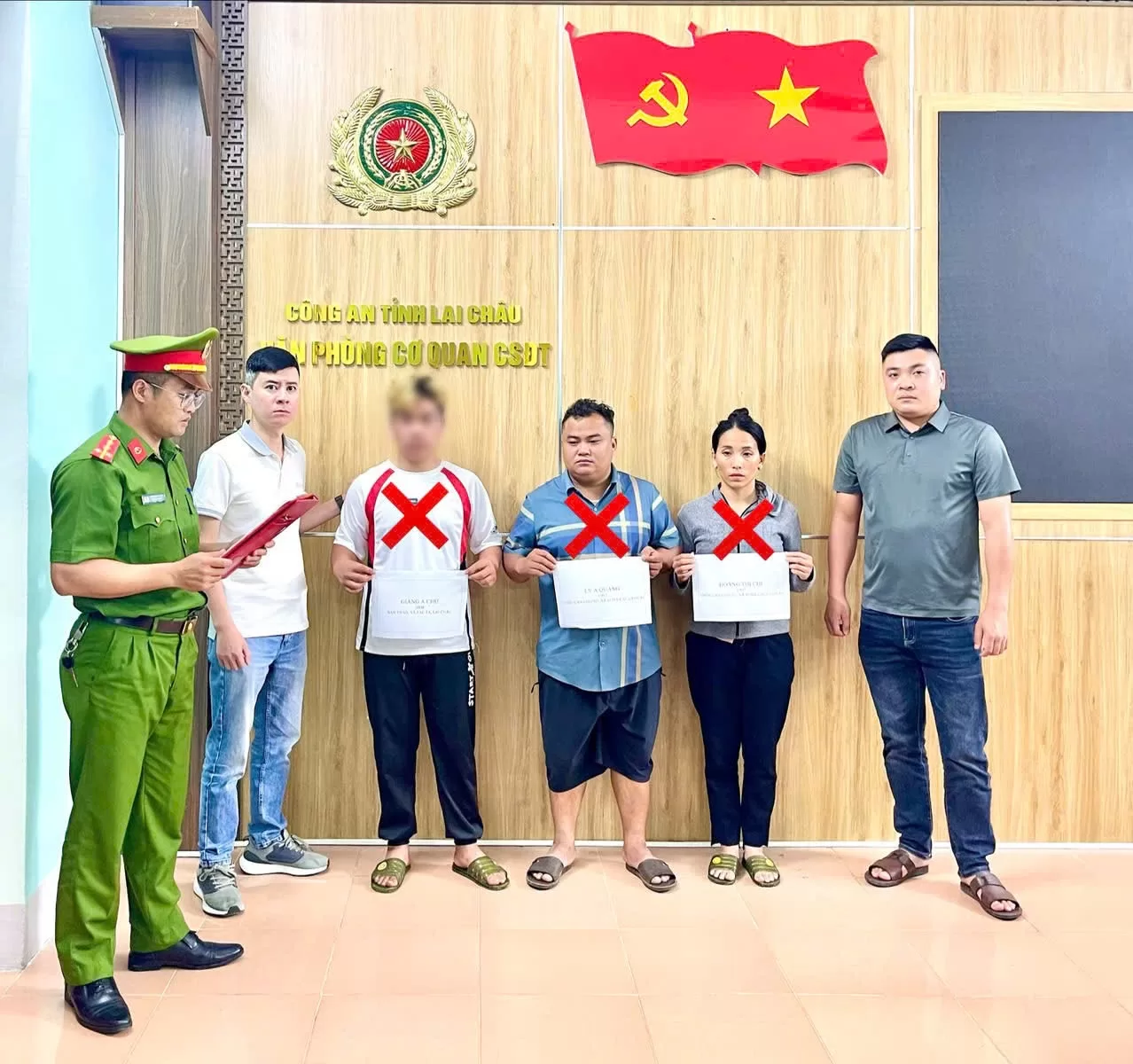 Lực lượng Công an bắt giữ đối tượng đưa người qua biên giới