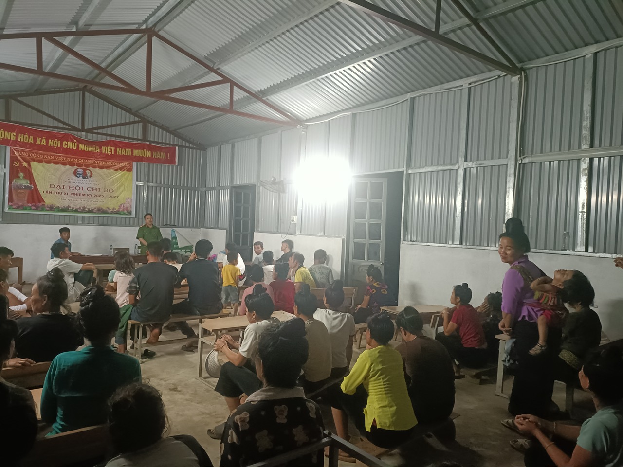 Toàn cảnh buổi tuyên truyền